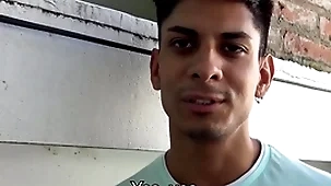 Handsome guy loves fellow-feeling a amour with random dudes