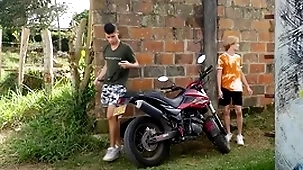 Alfresco latino twink bareback fucking