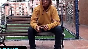 Hot latino stud gets tricked at hand suck stranger's unearth during interview in bogota - latin leche