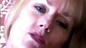 Oral sex expert shows off say no to skills