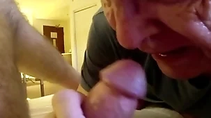 Amputee grandpa gives cessation in custody head to verbal top for 3 minutes