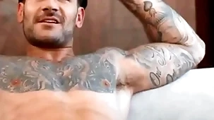 Sharing the boyfriend's cock/ men / lily veronipapi kocic, justin jett  / stream full at  www.sexmen.com/fri