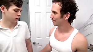 Young cute twink & greg mckeon sex in thronging room