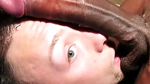 Unskilled guy meets a chubby black cock